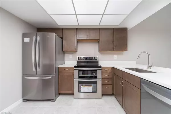 North Fort Myers, FL 33917,15600 Crystal Lake DR #101