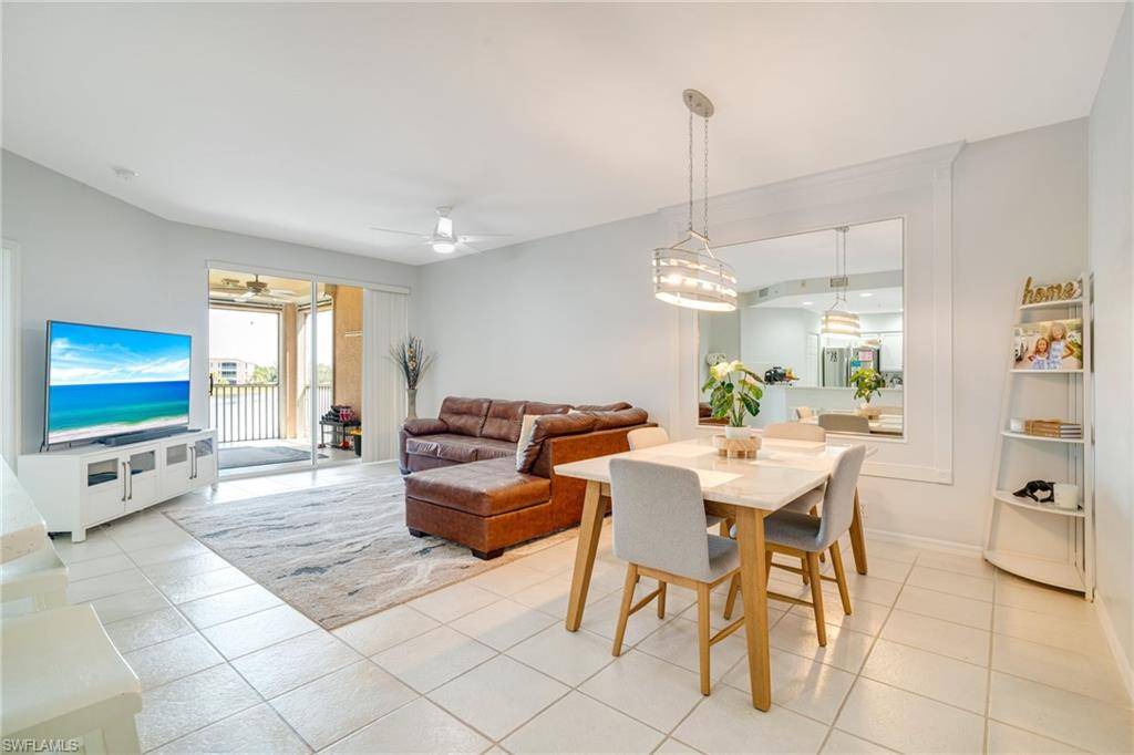9150 Southmont CV #203, Fort Myers, FL 33908