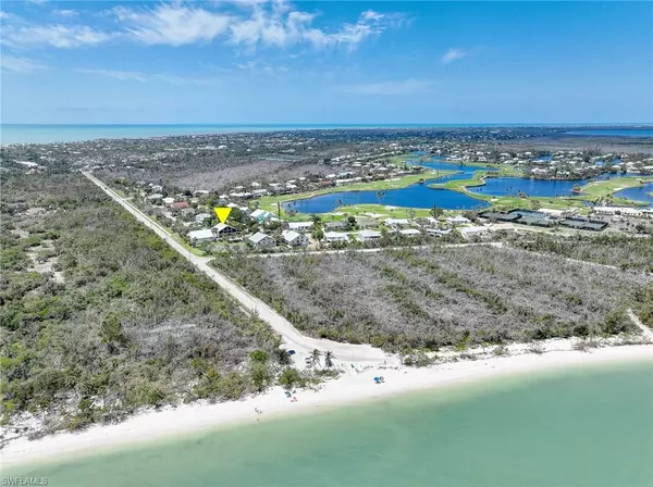 Sanibel, FL 33957,982 Sand Castle RD