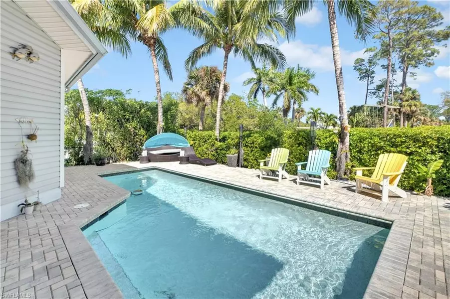 3005 Coco AVE, Naples, FL 34112