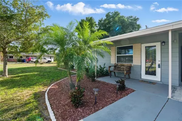 North Fort Myers, FL 33917,2123 W Gardenia CIR