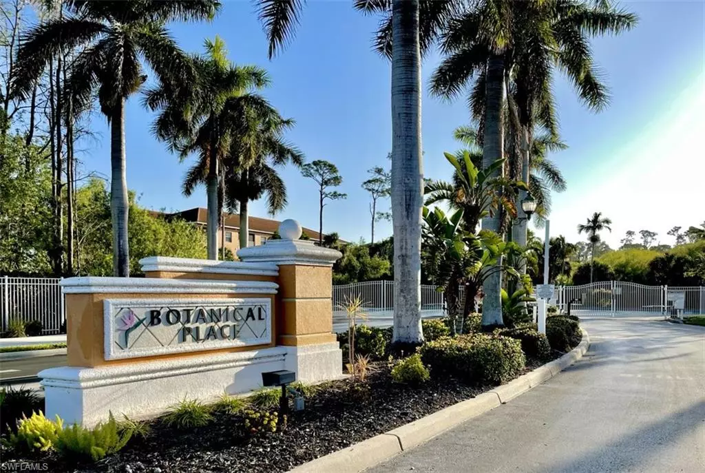 Naples, FL 34112,4440 Botanical Place CIR #102