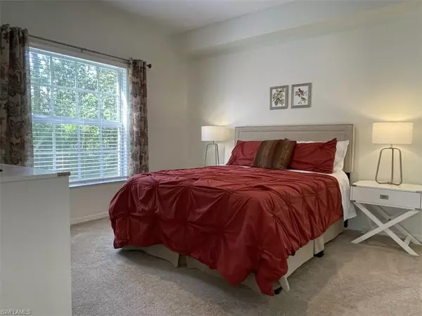 Naples, FL 34112,4440 Botanical Place CIR #102