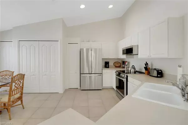 Estero, FL 34135,9000 Spring Run BLVD #805