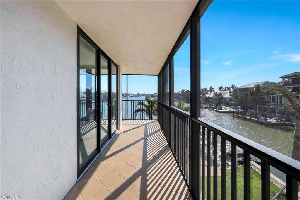 Naples, FL 34108,10420 Gulf Shore DR #123