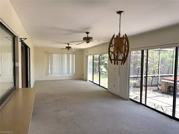 Cape Coral, FL 33990,1448 SE 22nd ST