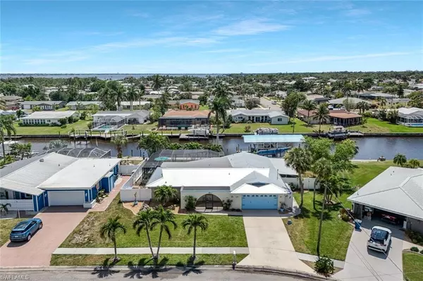 1667 Swan TER, North Fort Myers, FL 33903
