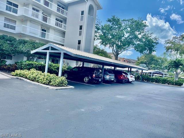 Naples, FL 34110,340 Horse Creek DR #307