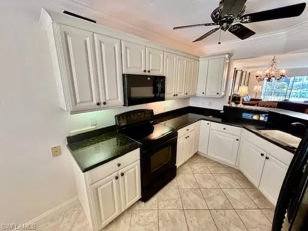 340 Horse Creek DR #307, Naples, FL 34110
