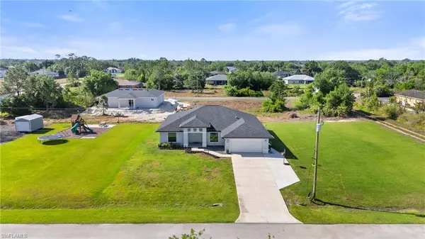 Lehigh Acres, FL 33976,4017 7TH ST SW