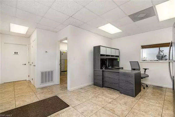 Labelle, FL 33935,1080 Commerce DR
