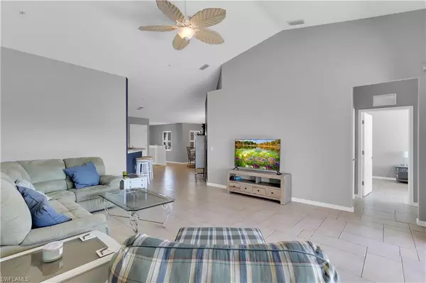 Cape Coral, FL 33991,2624 Somerville LOOP #1905