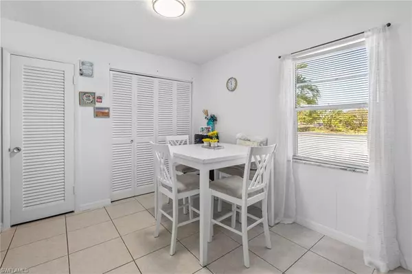 Marco Island, FL 34145,1047 Hartley AVE #106