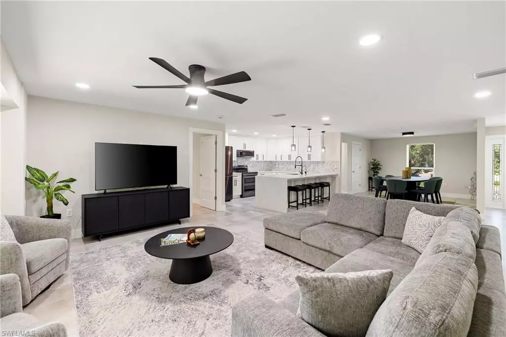 Naples, FL 34109,9874 Winterview DR