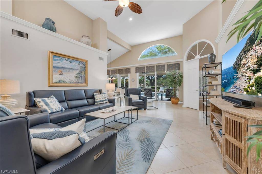 Naples, FL 34105,172 Via Napoli