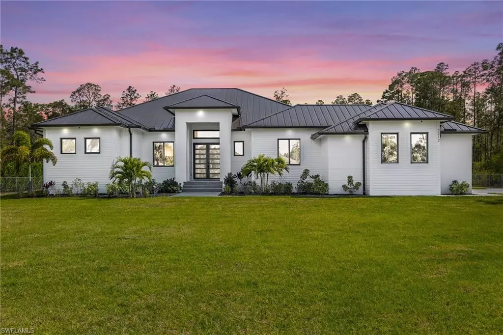 Naples, FL 34120,3212 10th AVE NE