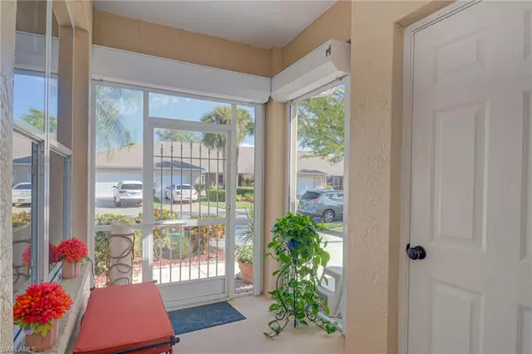 Estero, FL 33928,9716 Willow WAY