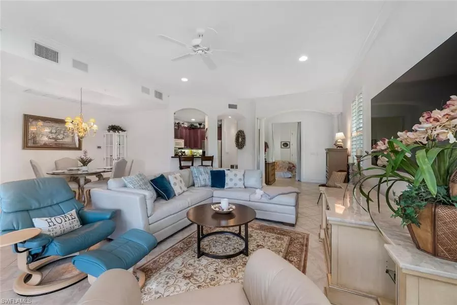 2625 Estrella CT #15-1, Naples, FL 34109