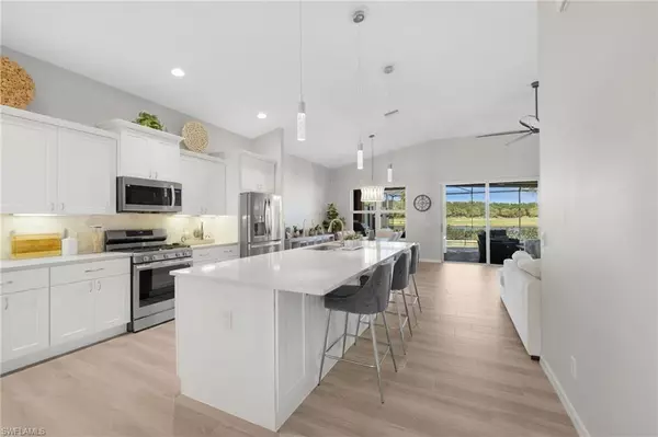 Miromar Lakes, FL 33913,10304 Porto Romano DR