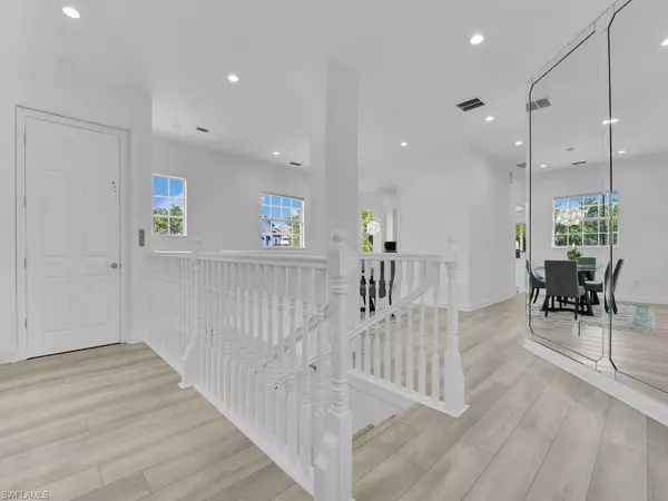 Miromar Lakes, FL 33913,10500 Marino Pointe DR #703