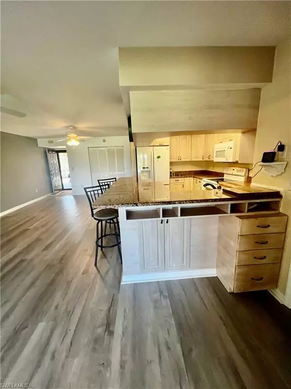Fort Myers, FL 33907,5765 Trailwinds DR #115