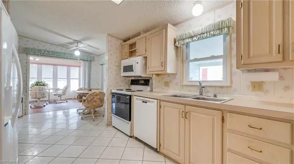 North Fort Myers, FL 33903,258 Lakeside DR