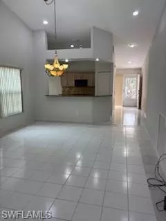 Naples, FL 34110,736 Wiggins Lake DR #202
