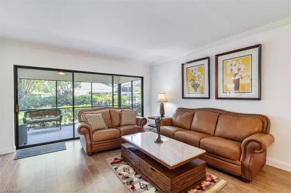 1816 Kings Lake BLVD #101, Naples, FL 34112