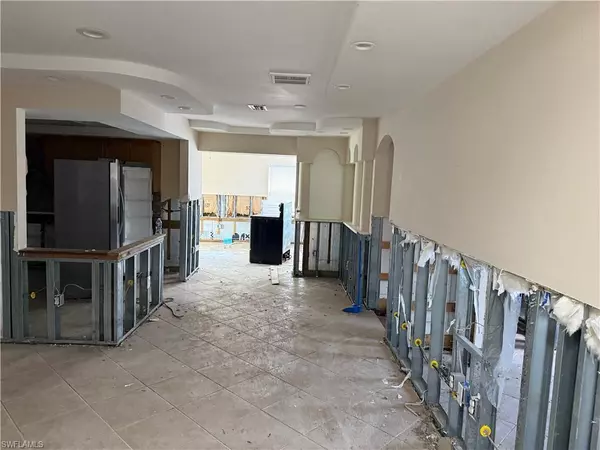 Punta Gorda, FL 33950,142 Peace Island DR