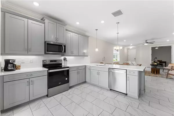 28295 Captiva Shell LOOP, Bonita Springs, FL 34135