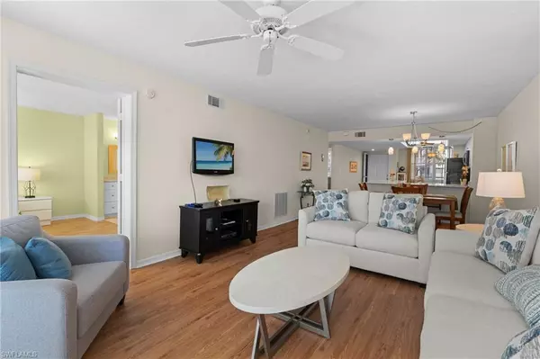 Naples, FL 34110,270 Naples Cove DR #3205