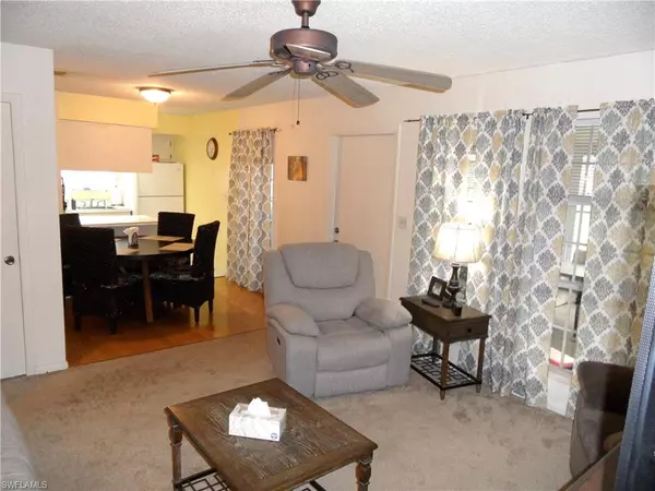 Fort Myers, FL 33907,3268 Royal Canadian TRCE #1