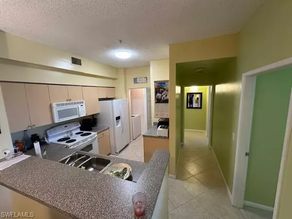 Naples, FL 34105,1190 Reserve WAY #302
