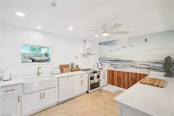 Matlacha, FL 33993,2885 Triggerfish ST