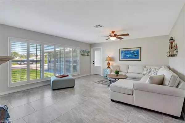 North Fort Myers, FL 33903,1230 Betmar BLVD