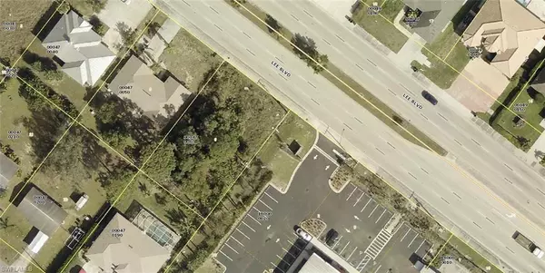 Lehigh Acres, FL 33971,5013 Lee BLVD