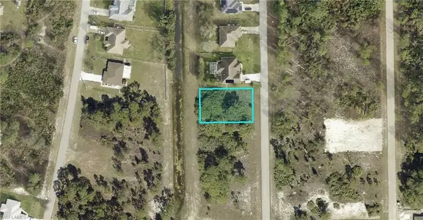 526 Beach AVE S, Lehigh Acres, FL 33974