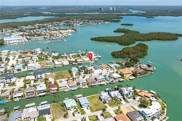 164 Trinidad ST, Naples, FL 34113