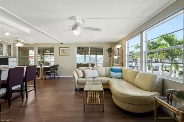 Fort Myers Beach, FL 33931,11351 Bougainvillea LN