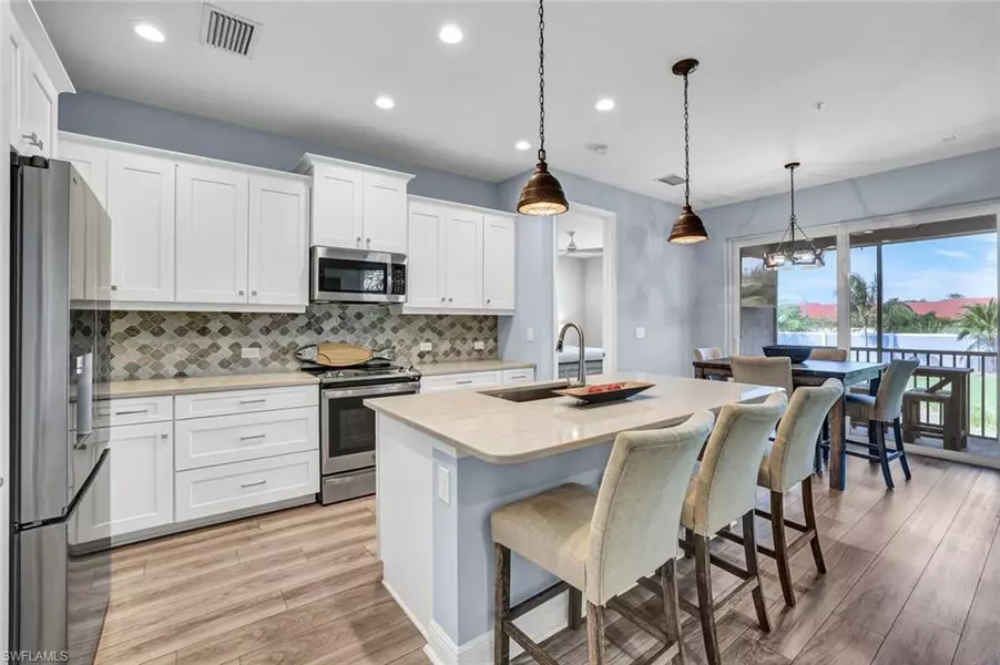 2543 Seychelles DR #608, Naples, FL 34112