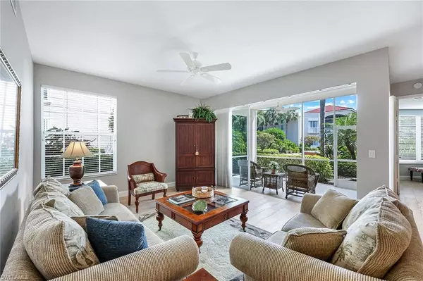 Naples, FL 34109,1550 Clermont DR #E101