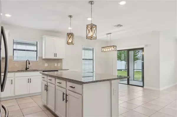 North Fort Myers, FL 33917,10779 Marlberry WAY