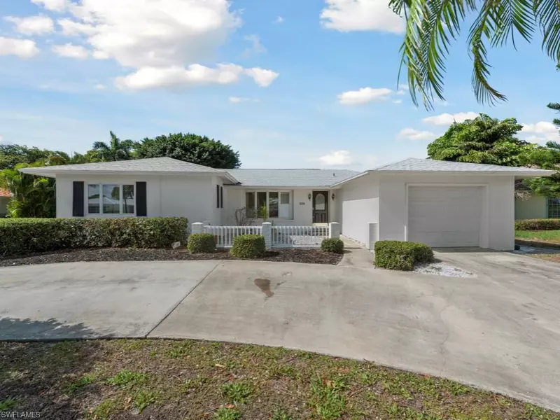 224 Shadowridge CT, Marco Island, FL 34145