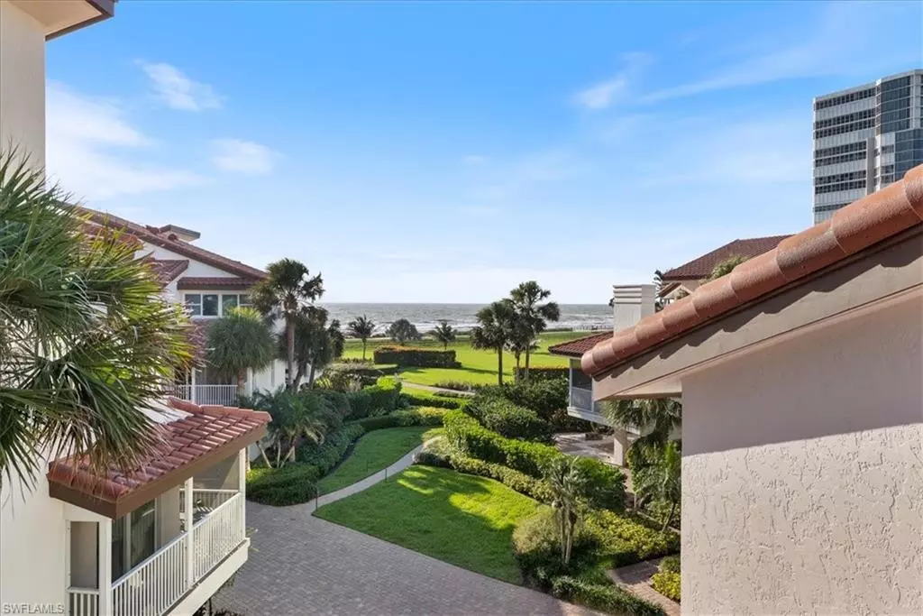 Naples, FL 34103,4719 Villa Mare LN #26-14