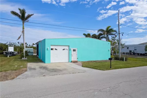 St. James City, FL 33956,3864 Royal Palm DR