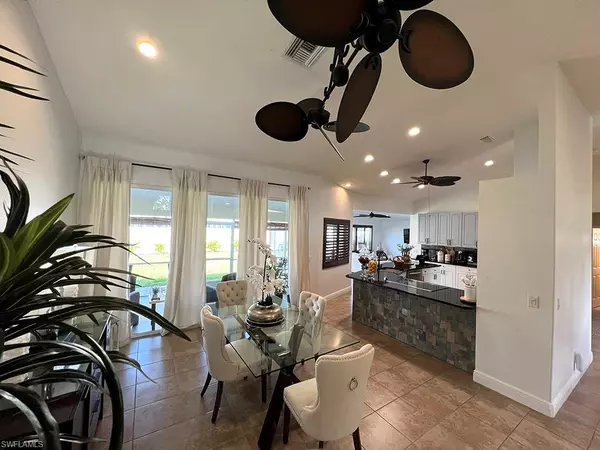 Cape Coral, FL 33990,940 SE 20th CT