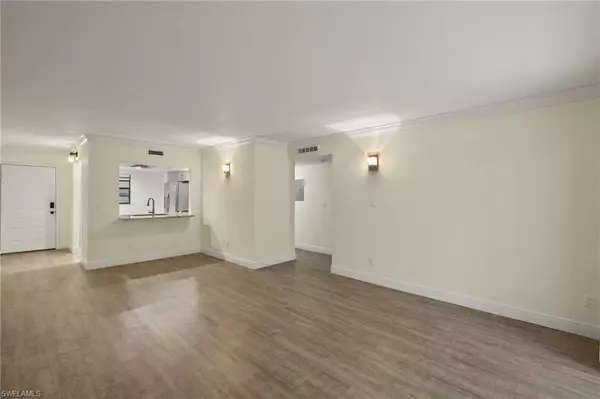 Fort Myers, FL 33919,6110 Whiskey Creek DR #204
