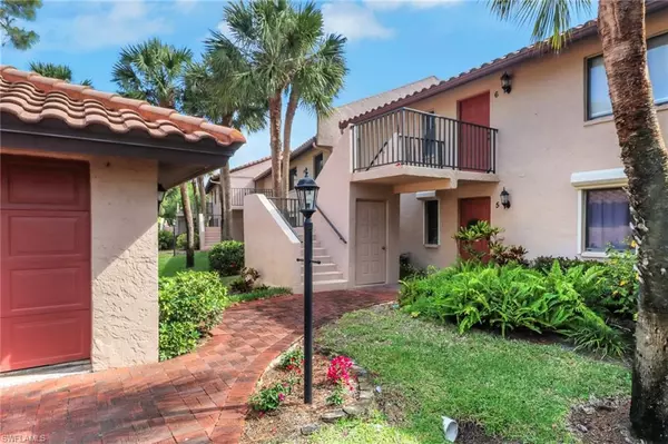 3207 Horse Carriage WAY #406, Naples, FL 34105