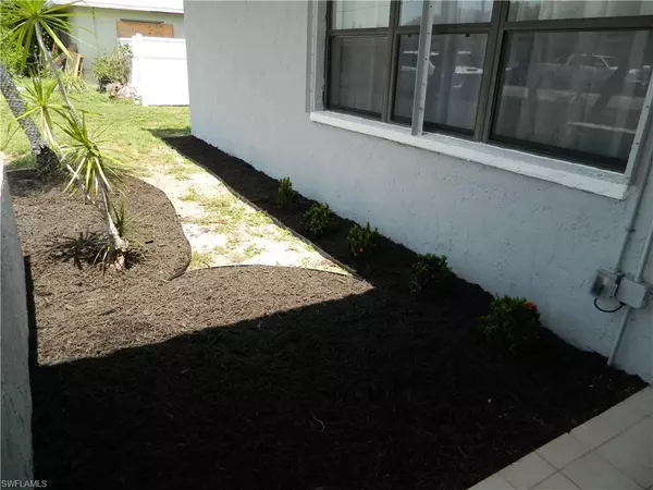 Fort Myers, FL 33967,7667 LAUREL VALLEY RD