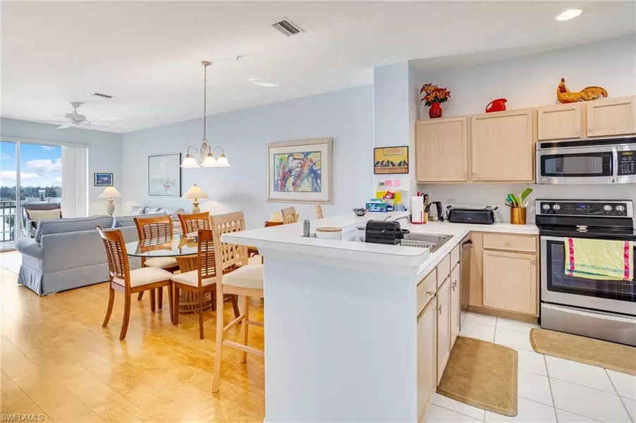 17120 Bridgestone CT #205, Fort Myers, FL 33908